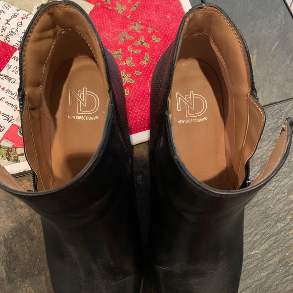 Black wedge booties - Picture 2 of 4